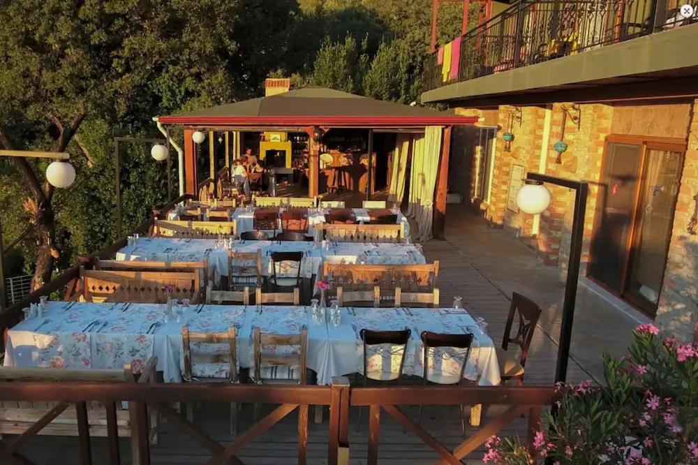 Onur Motel Faralya Fethiye Exterior foto