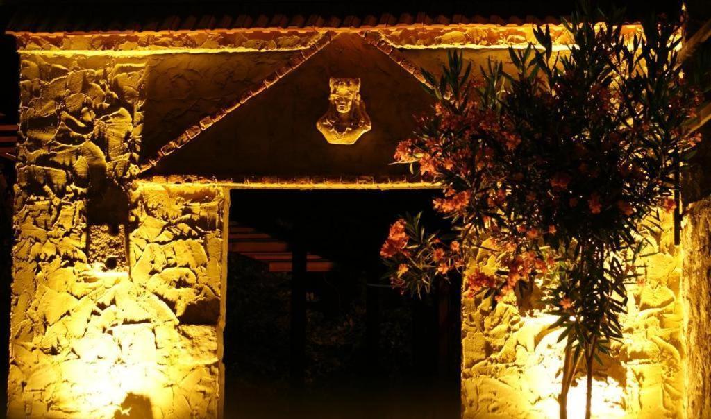 Onur Motel Faralya Fethiye Exterior foto